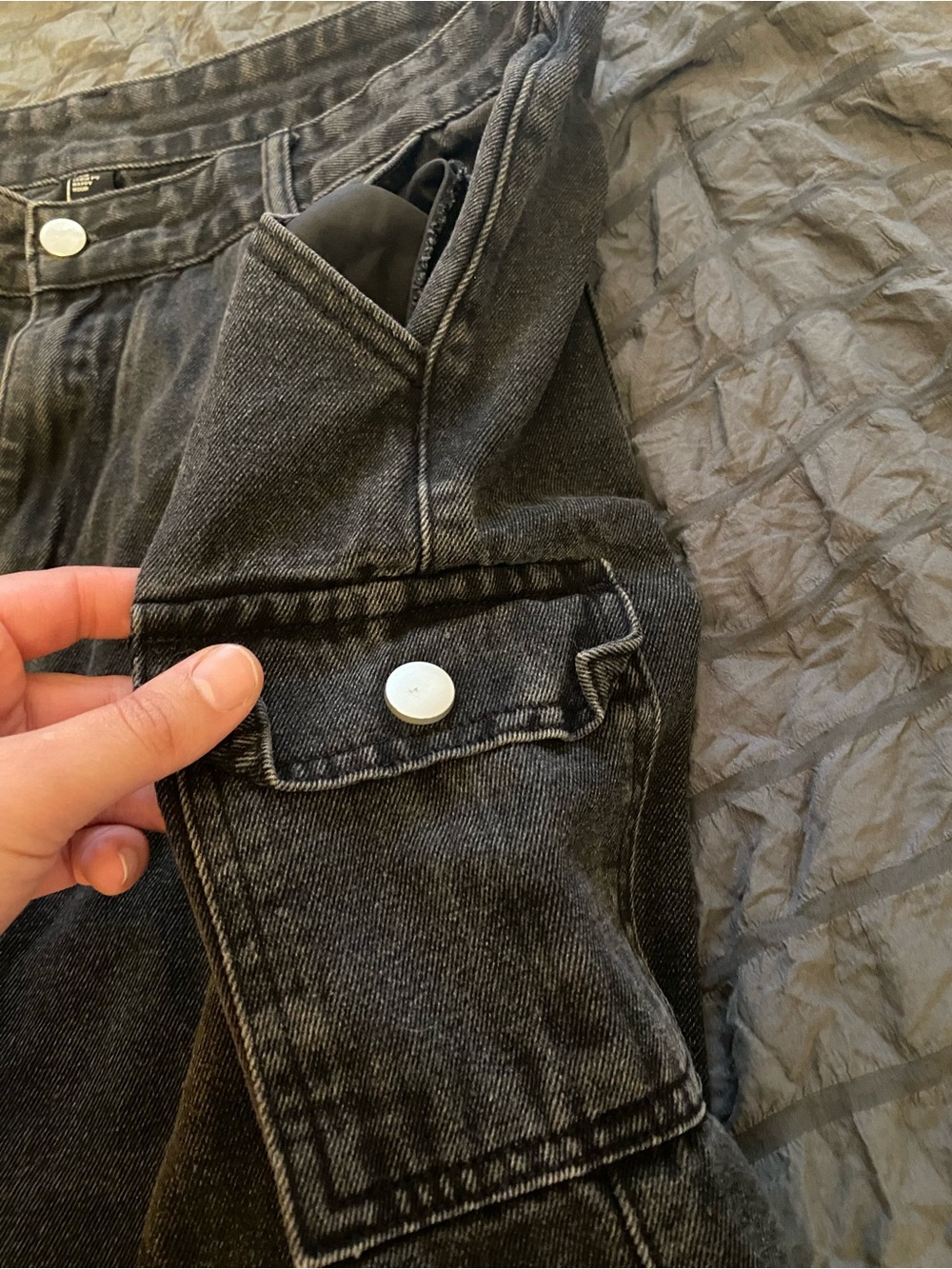 Black Cider Wide-Leg Cargo Utility Pants - Picture 3 of 7